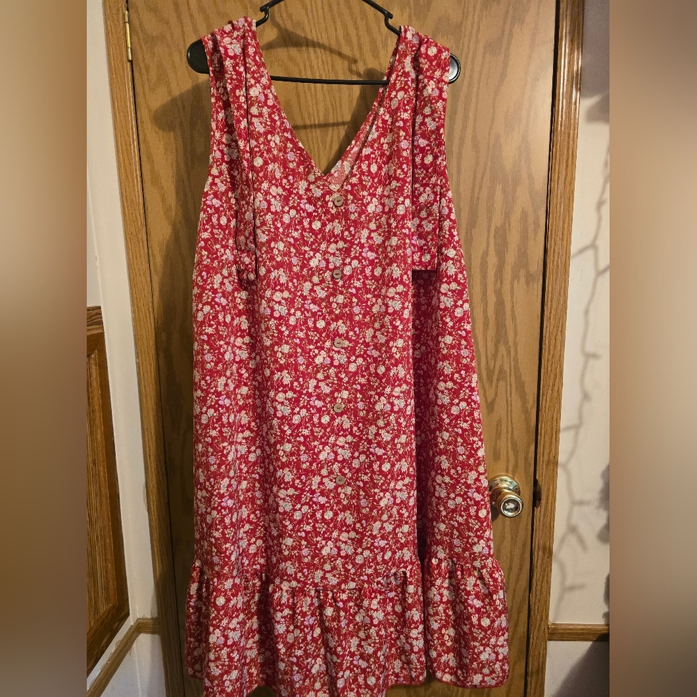 SHEIN Red Floral V-Neck Dress